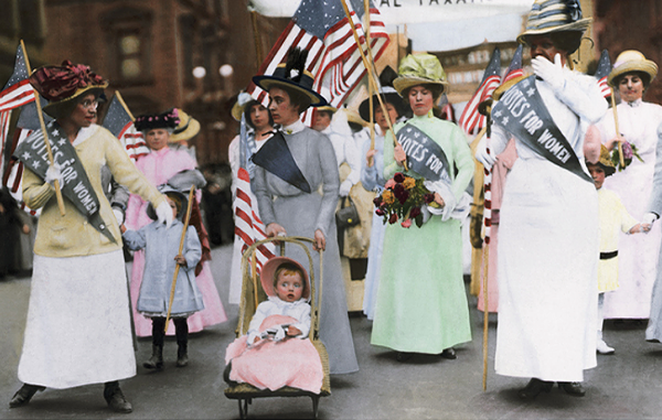 Parade of crusading suffragettes | Library of Congress photo, Suffragettes parade New York City in 1916