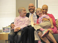 Dr. Laura Berman and Family/Chicago Sun Times photo by Al Podgorski