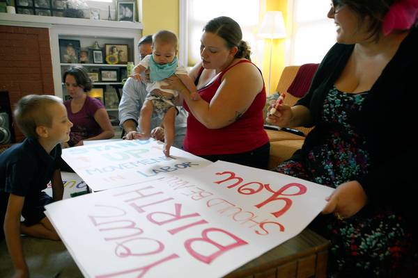 Women Mark Labor Day with March for Maternity Rights