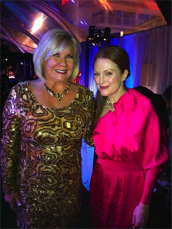 Anne O'Shea and Julianne Moore at Golden Globes