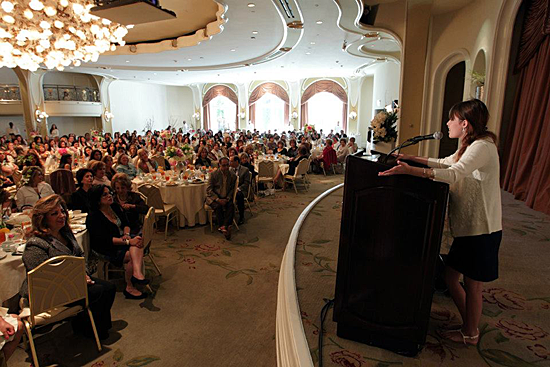 Claire Wineland speaking "Soaring Spirit Award" at Beverly Hills Hotel/3-12-13