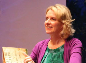 Elizabeth Gilbert at Dominican University/Photo: Laurie King