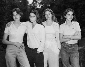 Brown Sisters/1975 New Canaan, Conn/Photo: Nicholas Nixon