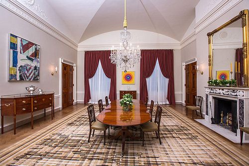 White House Dining Room Redecorated/White House Photo