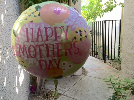 Mother's Day balloon/Photo: P. Burke
