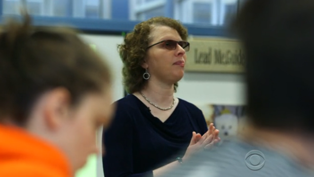 Blind Teacher Kathy Nimmer/Photo: CBS News