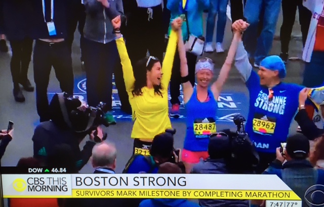 Adriane Haslet runs Marathon/VIDEO CBS News