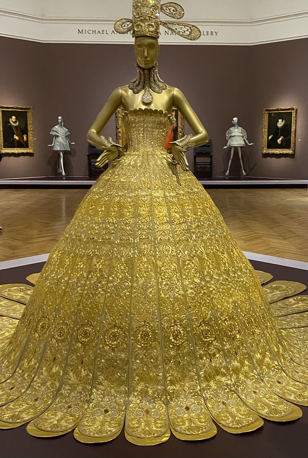 Guo Pei's richly emproidered dres of gold metallic and silver threads at Legion of Honor Fantasy Couture collection/Photo: Wendy Verlaine