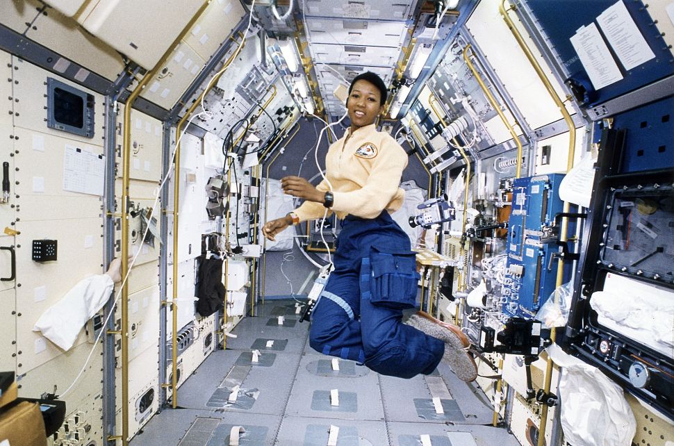 Dr. Mae Jamison, NASA astronaut, who took Bessie Coleman's photo into space with her/Photo: NASA
